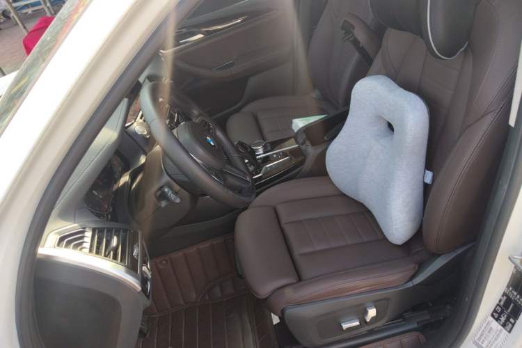 Used BMW X3 2021 Restyled xDrive25i M Sport Package Left Front Seat