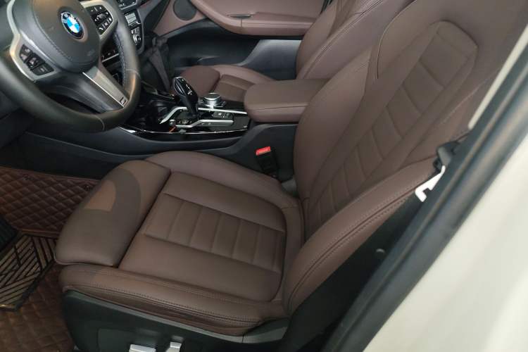 Used BMW X3 2021 Restyled xDrive25i M Sport Package Left Front Seat