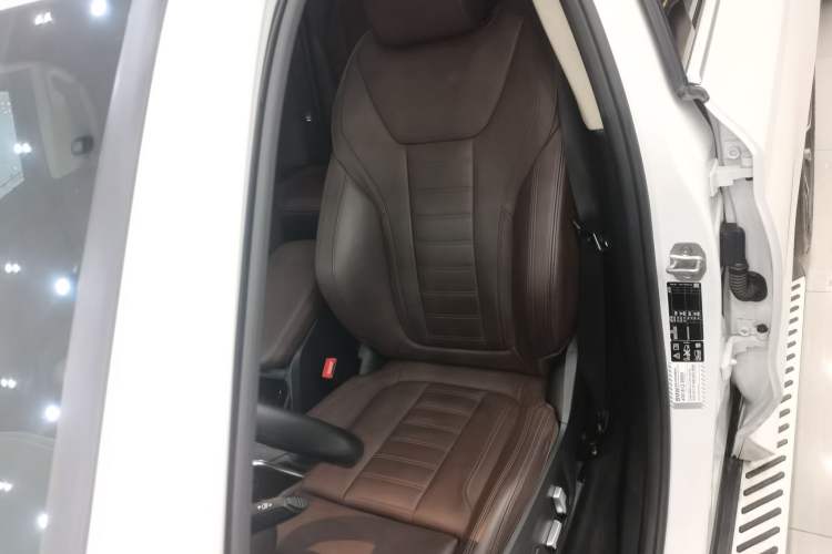 Used BMW X3 2021 xDrive30i Luxury Model with M Sport Package Left Front Seat