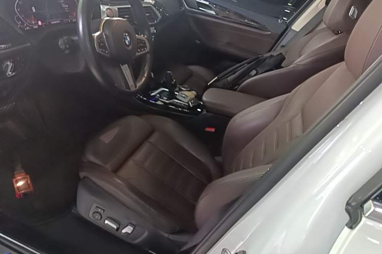 Used BMW X3 2021 xDrive30i Luxury Model with M Sport Package Left Front Seat