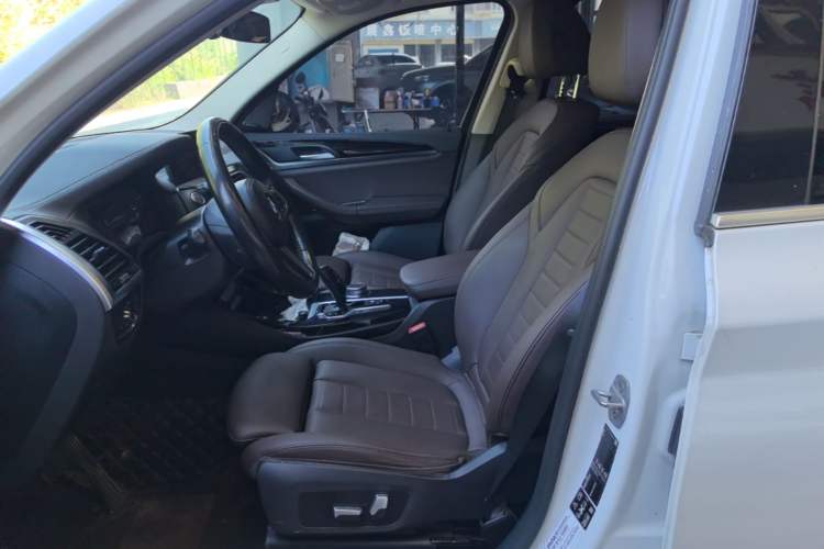 Used BMW X3 2021 Restyled xDrive25i M Sport Package Left Front Seat