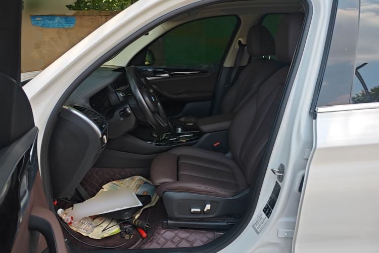 Used BMW X3 2021 Restyled xDrive25i M Sport Package Left Front Seat