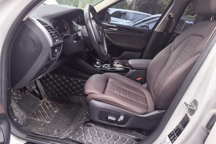 Used BMW X3 2021 xDrive25i M Sport Package Left Front Seat