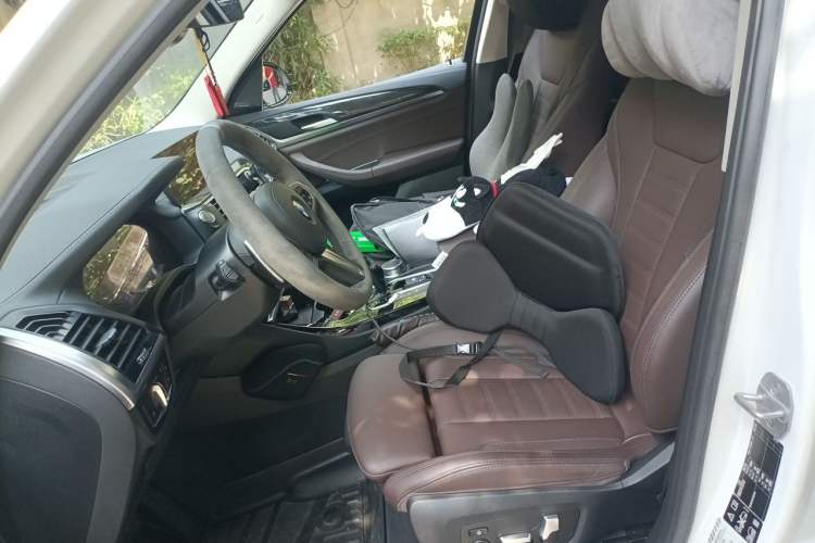 Used BMW X3 2021 xDrive30i Luxury Model with M Sport Package Left Front Seat