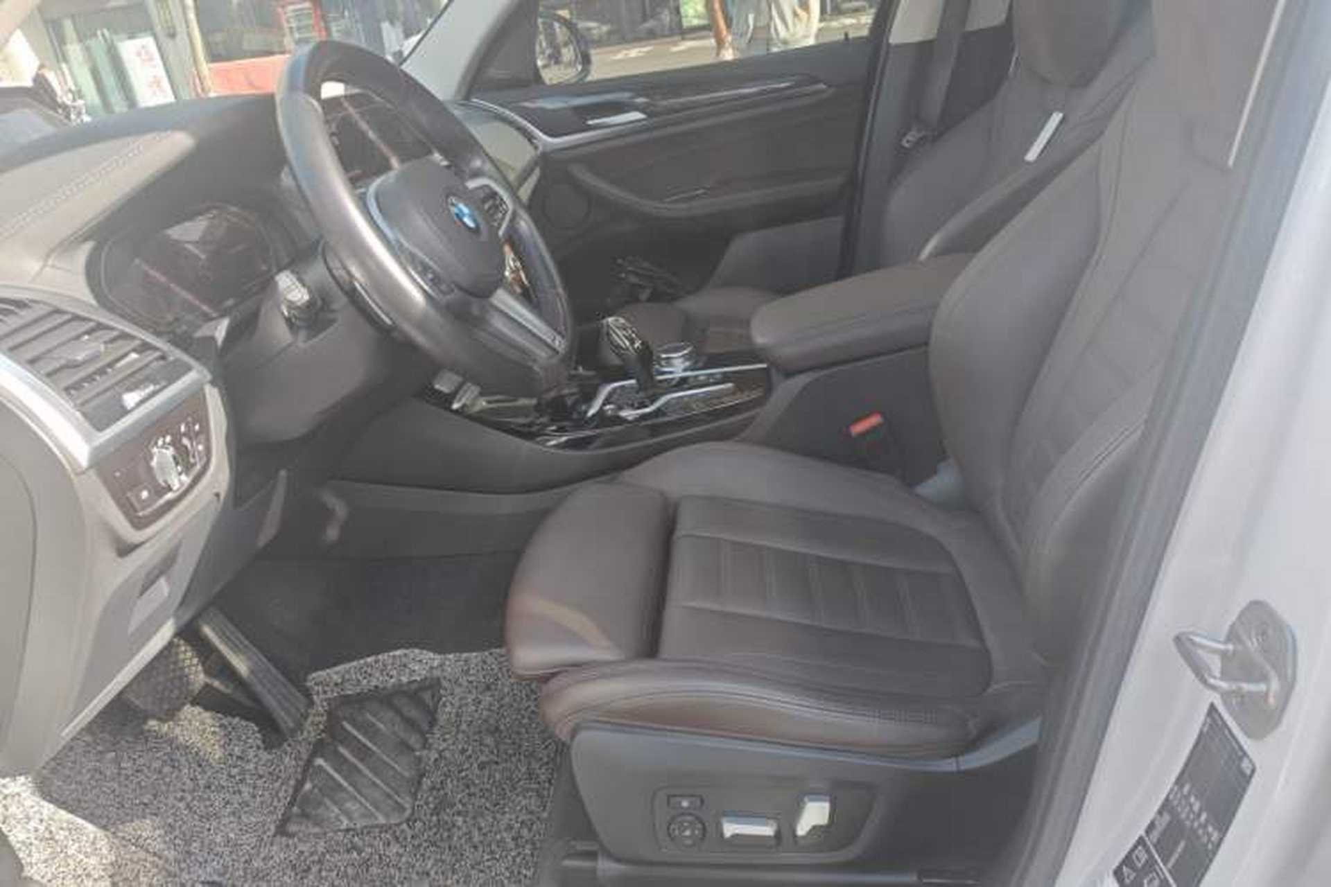 Used BMW X3 2021 xDrive30i Luxury Model with M Sport Package Left Front Seat