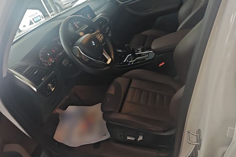 Used BMW X3 2021 xDrive28i Luxury Package Left Front Seat