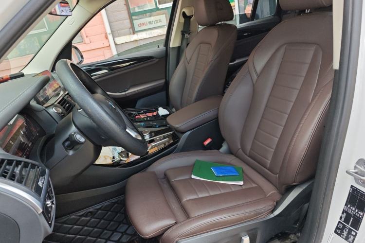 Used BMW X3 2021 xDrive25i Luxury Package Left Front Seat