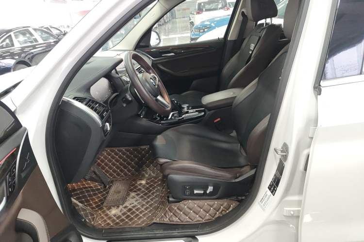 Used BMW X3 2021 Restyled xDrive30i Leading Edition M Sport Package Left Front Seat