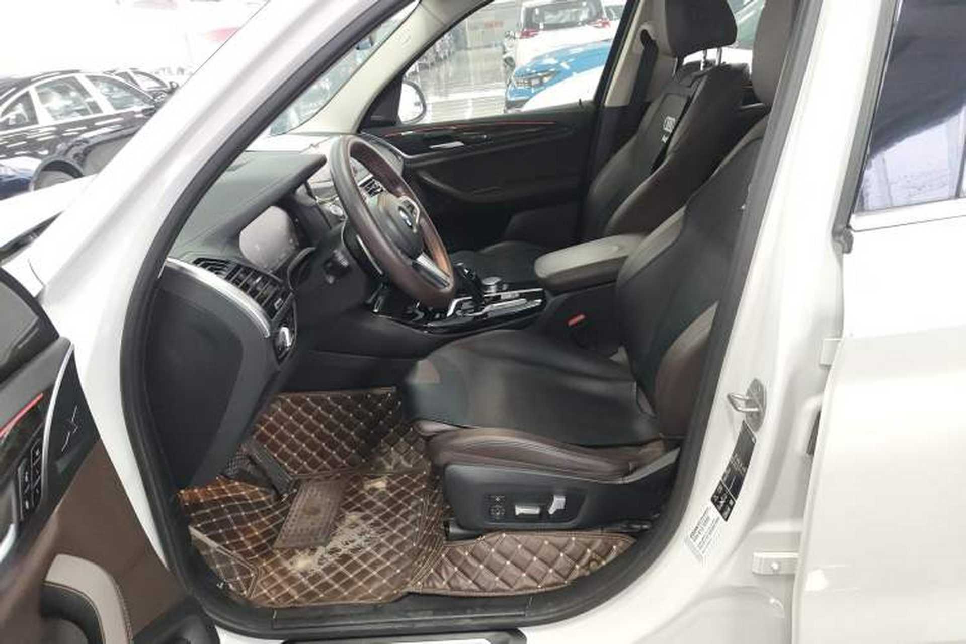 Used BMW X3 2021 Restyled xDrive30i Leading Edition M Sport Package Left Front Seat