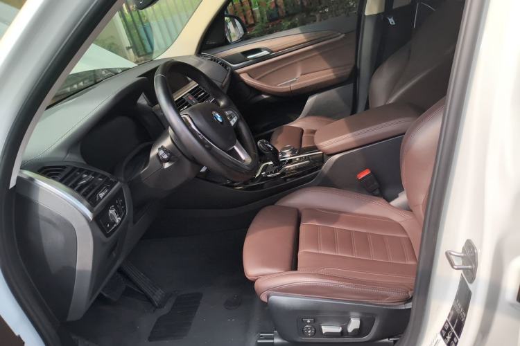 Used BMW X3 2021 xDrive28i Luxury Package Left Front Seat