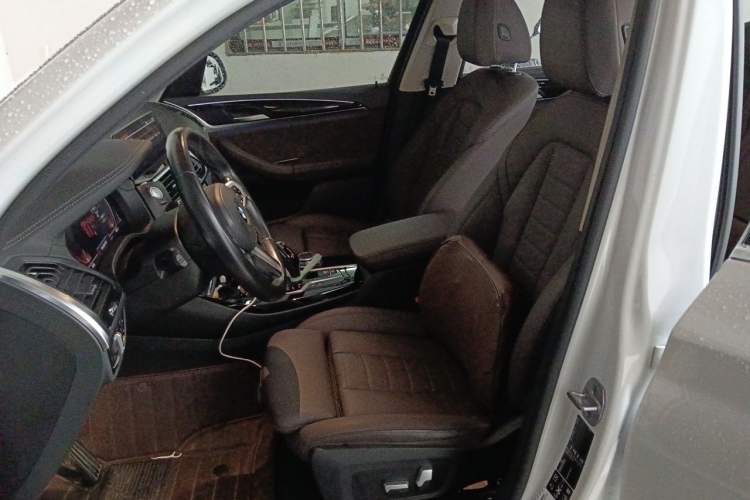 Used BMW X3 2021 xDrive25i M Sport Package Left Front Seat