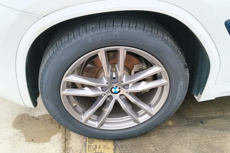 Used BMW X3 2021 Facelift xDrive28i M Sport Package Left Front Wheel Hub