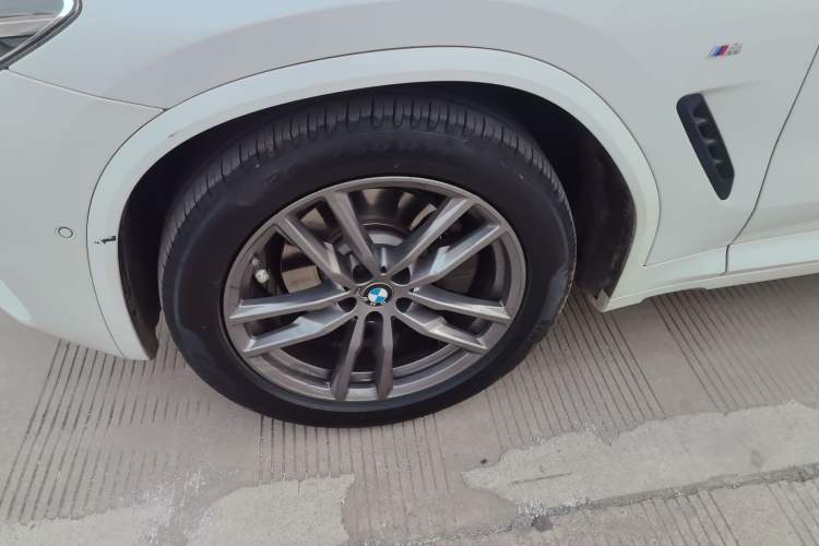 Used BMW X3 2021 xDrive25i M Sport Package Left Front Wheel Hub