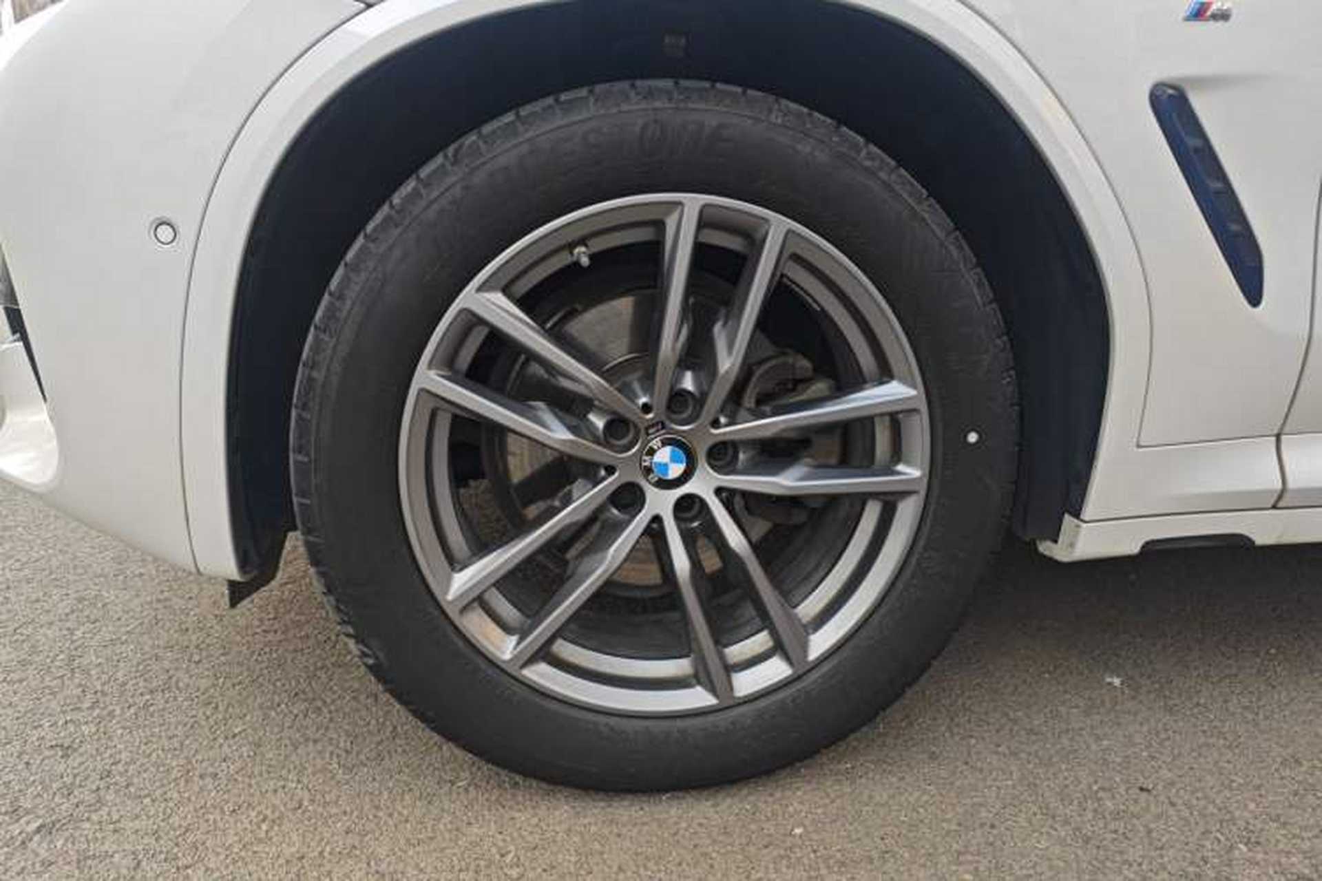Used BMW X3 2021 xDrive28i M Sport Package Left Front Wheel Hub
