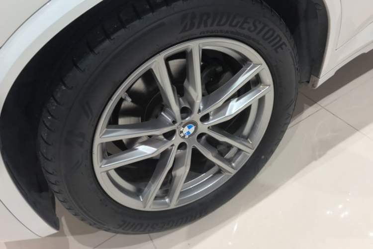 Used BMW X3 2021 Facelift xDrive28i M Sport Package Left Front Wheel Hub
