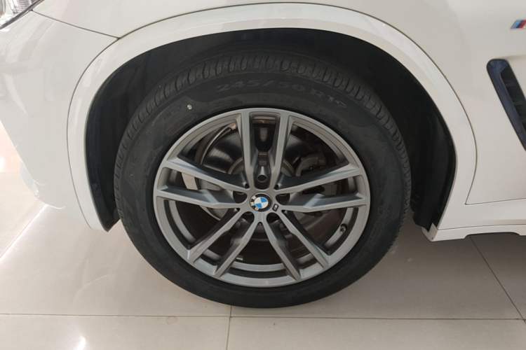 Used BMW X3 2021 xDrive25i M Sport Package Left Front Wheel Hub
