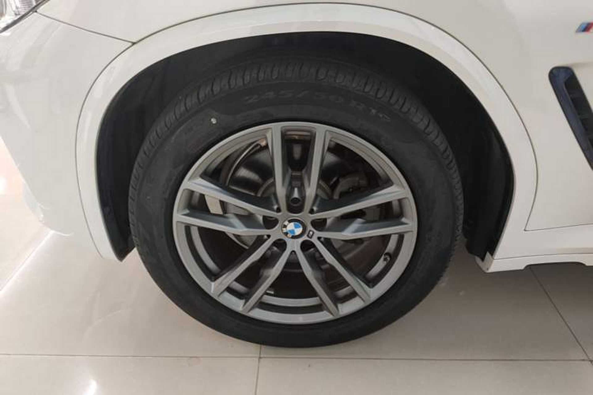 Used BMW X3 2021 xDrive25i M Sport Package Left Front Wheel Hub