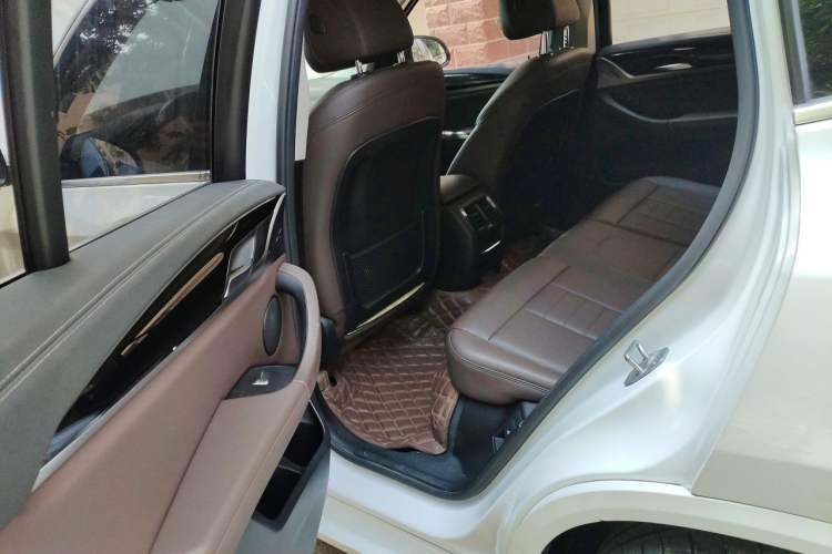 Used BMW X3 2021 xDrive25i M Sport Package Left Rear Seat