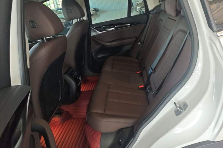 Used BMW X3 2021 xDrive25i Luxury Package Left Rear Seat