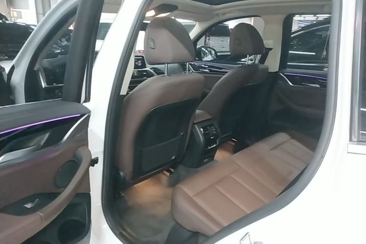 Used BMW X3 2021 xDrive28i M Sport Package Left Rear Seat