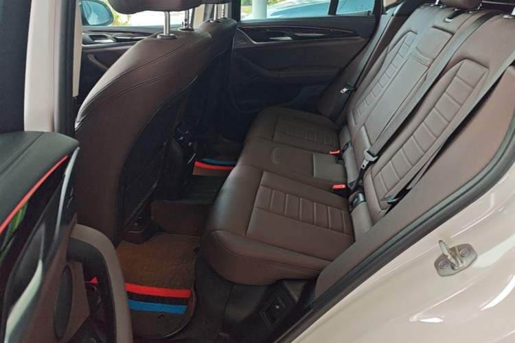 Used BMW X3 2021 Restyled xDrive25i M Sport Package Left Rear Seat
