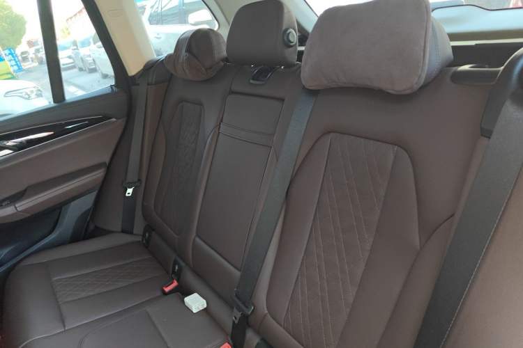 Used BMW X3 2021 Restyled xDrive25i M Sport Package Left Rear Seat
