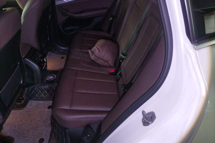 Used BMW X3 2021 xDrive25i M Sport Package Left Rear Seat