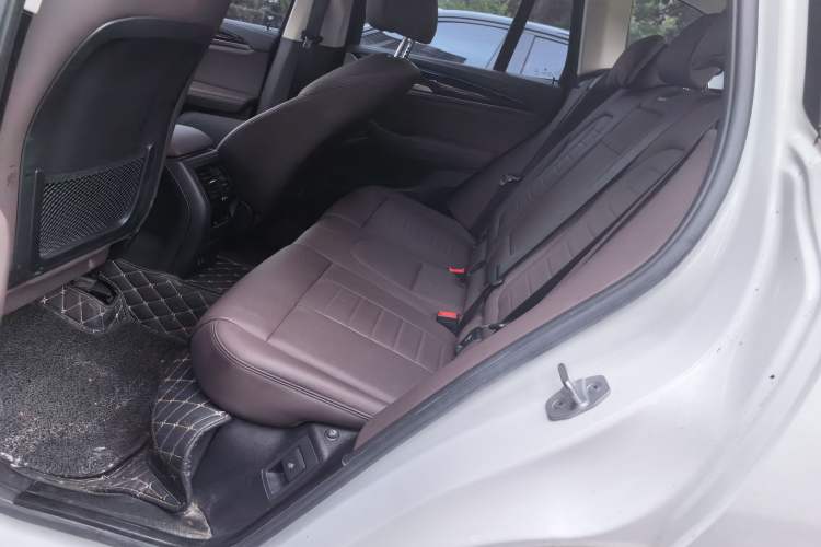 Used BMW X3 2021 xDrive25i M Sport Package Left Rear Seat