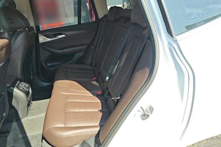 Used BMW X3 2021 xDrive28i M Sport Package Left Rear Seat