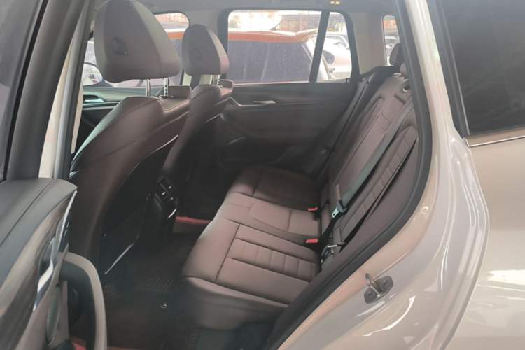 Used BMW X3 2021 xDrive28i M Sport Package Left Rear Seat