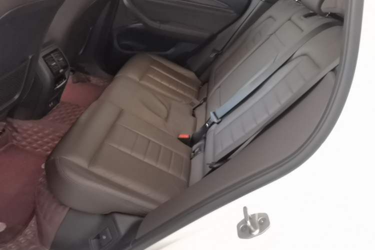 Used BMW X3 2021 xDrive28i M Sport Package Left Rear Seat