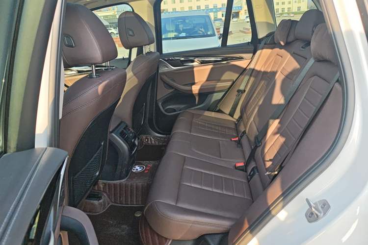 Used BMW X3 2021 xDrive25i M Sport Package Left Rear Seat