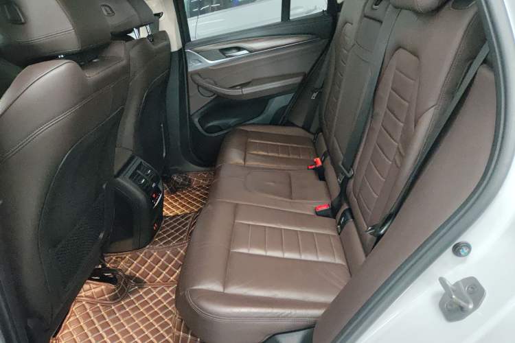 Used BMW X3 2021 xDrive28i Luxury Package Left Rear Seat