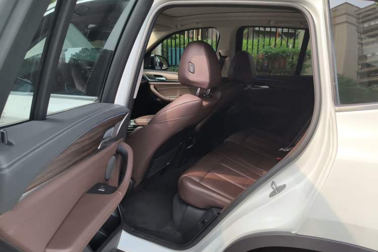 Used BMW X3 2021 xDrive28i Luxury Package Left Rear Seat