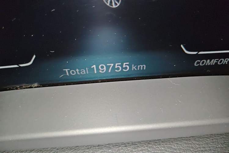 Used BMW X3 2021 xDrive25i M Sport Package Odometer Close Up