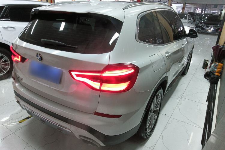 Used BMW X3 2021 Facelift xDrive25i Luxury Package Rear Right 45 Deg