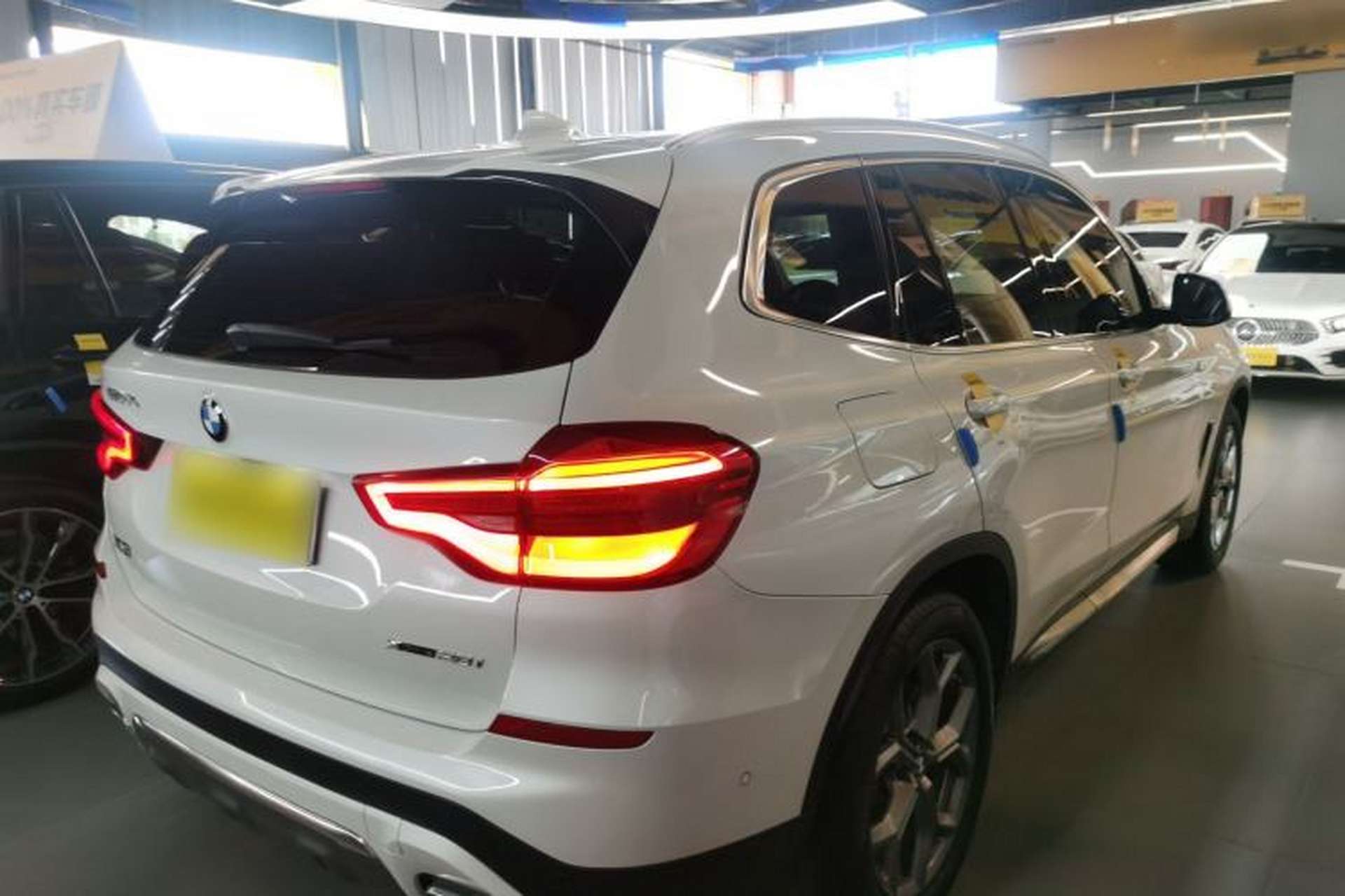 Used BMW X3 2021 Facelift xDrive28i Luxury Package Rear Right 45 Deg