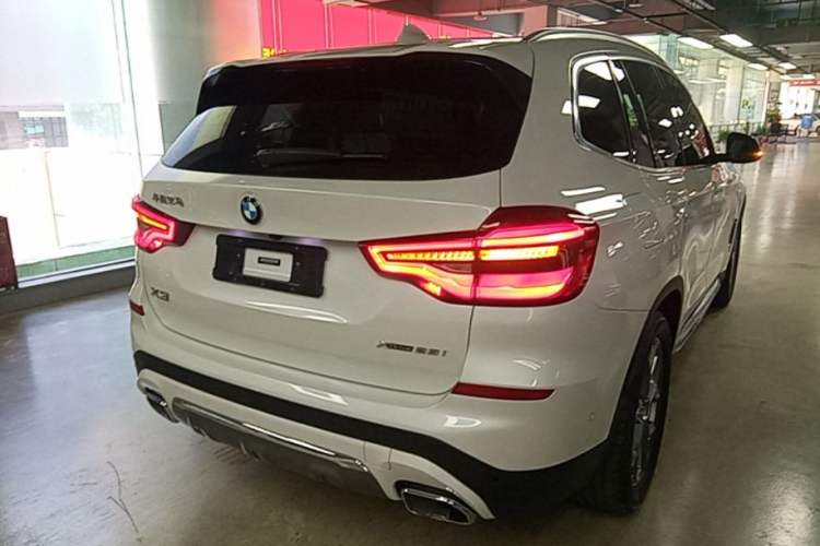 Used BMW X3 2021 Facelift xDrive28i Luxury Package Rear Right 45 Deg