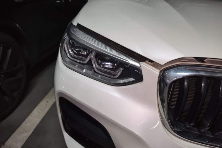 Used BMW X3 2021 xDrive30i Luxury Model with M Sport Package Right Front Headlight