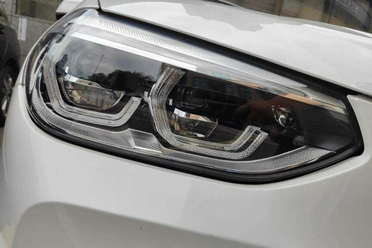 Used BMW X3 2021 xDrive28i Luxury Package Right Front Headlight