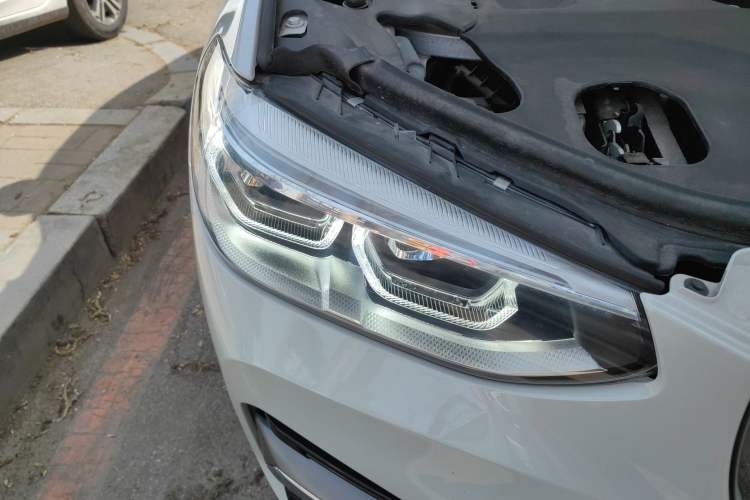 Used BMW X3 2021 Facelift xDrive25i Luxury Package Right Front Headlight