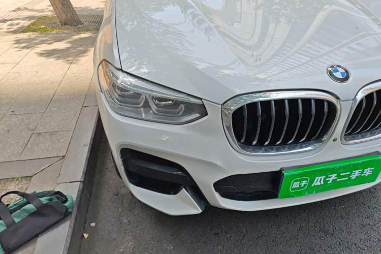 Used BMW X3 2021 xDrive30i Luxury Model with M Sport Package Right Front Headlight