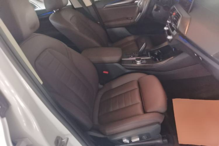 Used BMW X3 2021 xDrive25i Luxury Package Right Front Seat