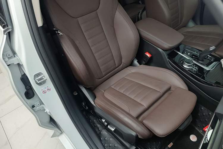 Used BMW X3 2021 Facelift xDrive28i M Sport Package Right Front Seat