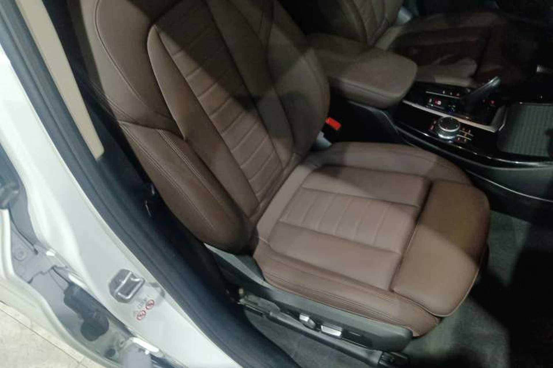 Used BMW X3 2021 Facelift xDrive25i Luxury Package Right Front Seat