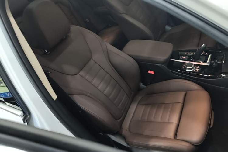 Used BMW X3 2021 xDrive28i M Sport Package Right Front Seat