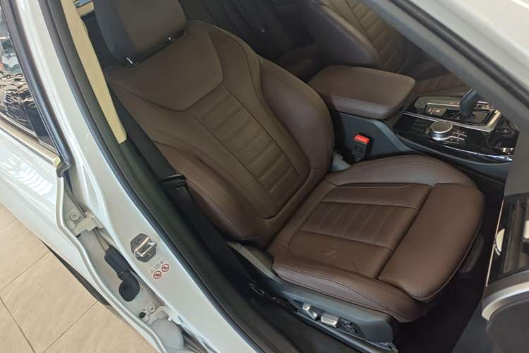 Used BMW X3 2021 xDrive28i M Sport Package Right Front Seat