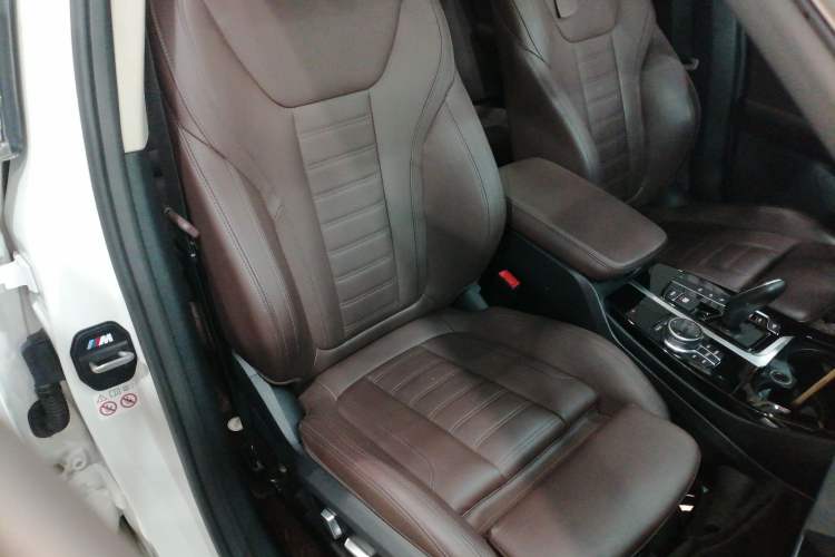 Used BMW X3 2021 Restyled xDrive30i Leading Edition M Sport Package Right Front Seat