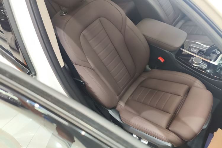 Used BMW X3 2021 xDrive25i M Sport Package Right Front Seat