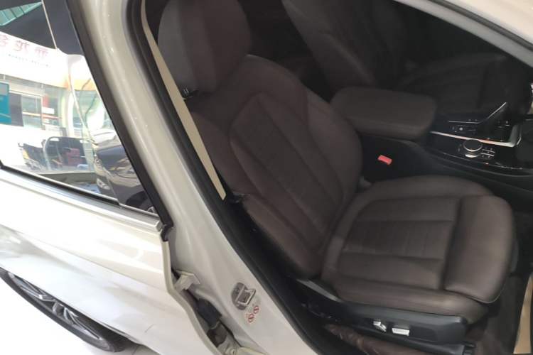 Used BMW X3 2021 xDrive25i M Sport Package Right Front Seat